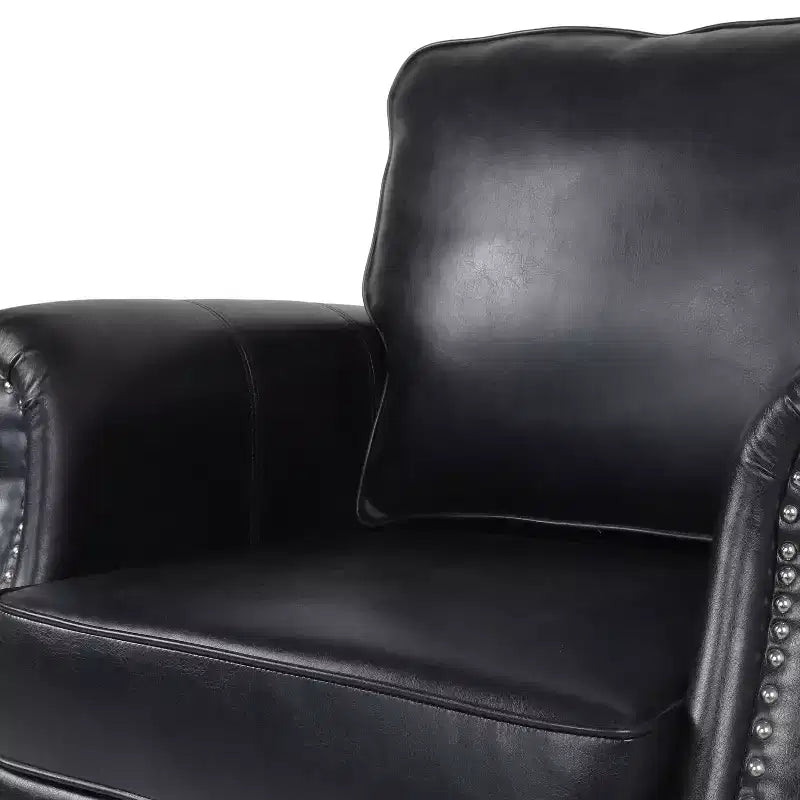 Poltroncina Club in Similpelle con Dettaglio Borchie 36.50