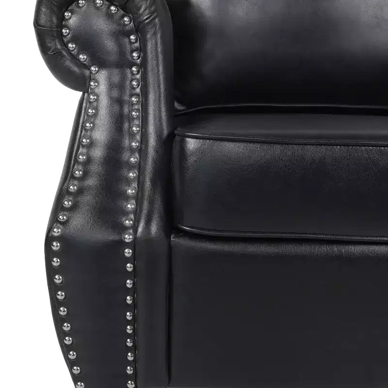 Poltroncina Club in Similpelle con Dettaglio Borchie 36.50