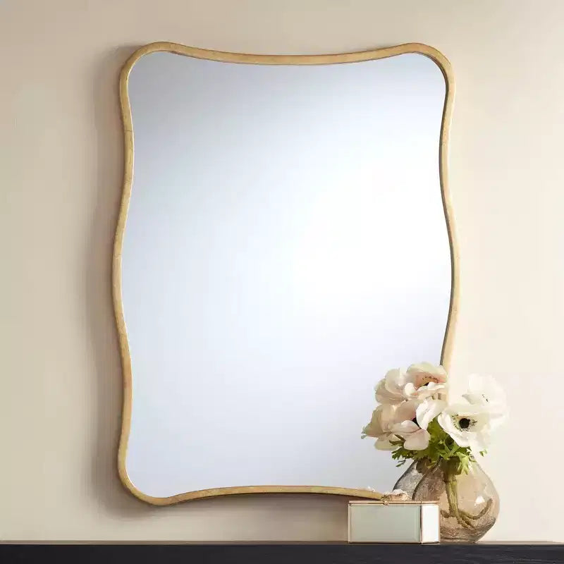 Specchio da parete ricurvo oro metallizzato 24 x 32