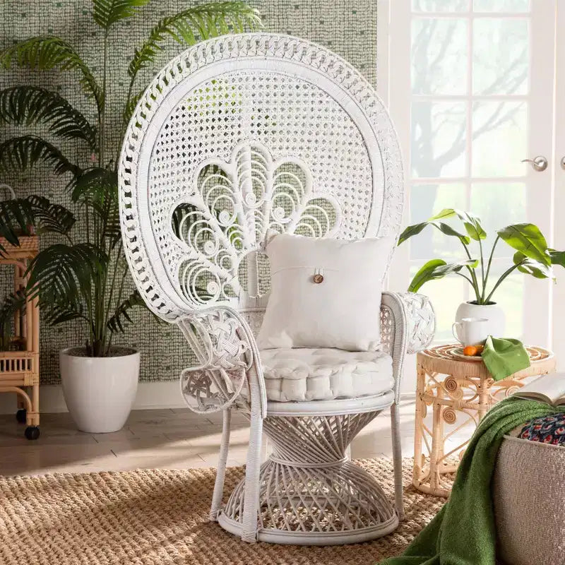 Bali & Pari Ediva Poltrona a Pavone in Rattan Naturale Bianca: Poliestere Imbottito, Nessun Montaggio Richiesto